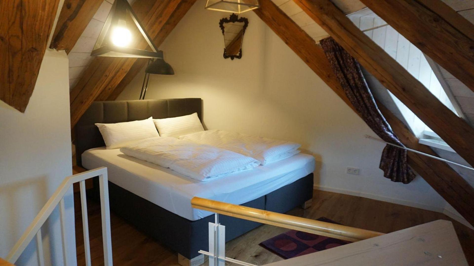 Ferienwohnung Am Klosterhof เมียร์สบวร์ก ภายนอก รูปภาพ